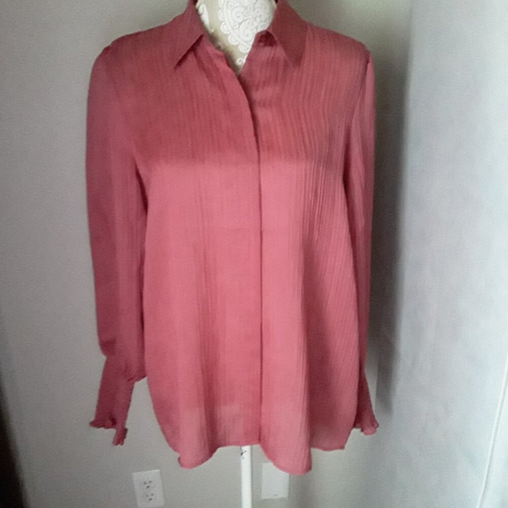 New Express crinkle long sleeve burnt orange top size L